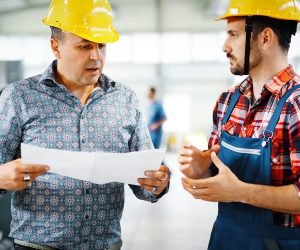 Enterprise-Monitoring-Automotive-portrait-engineer-in-factory-94SUNTJ